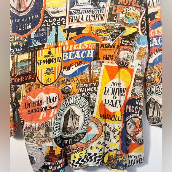 PRINTED ARTWORKS B A Travel Printed lightweight V-neck Linen blend oversized top - Picture 2 of 9